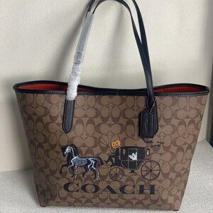 Coach Halloween tote and pumpkin driver coach wagon new